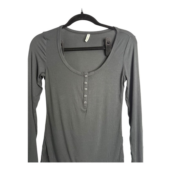 Halara Henley Button Front Long Sleeve Slim Casual Top in‎ Black Small NWT - Picture 6 of 11